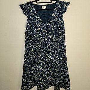 Everly Navy Ditsy Floral Dress Ruffle Sleeve V Neck Dress Size Large